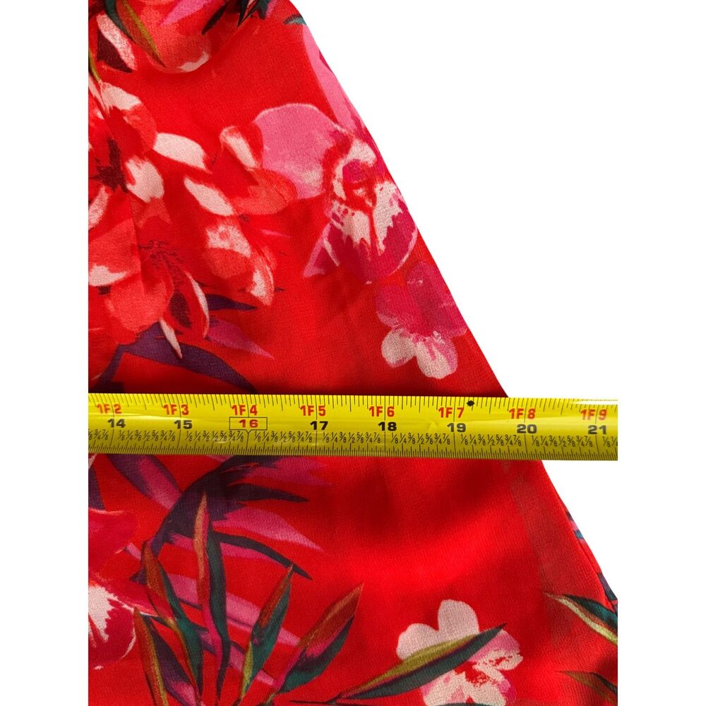 Red Floral Plunging Neckline Romper with Wide Bell Sleeves - Size M - Picture 9 of 11